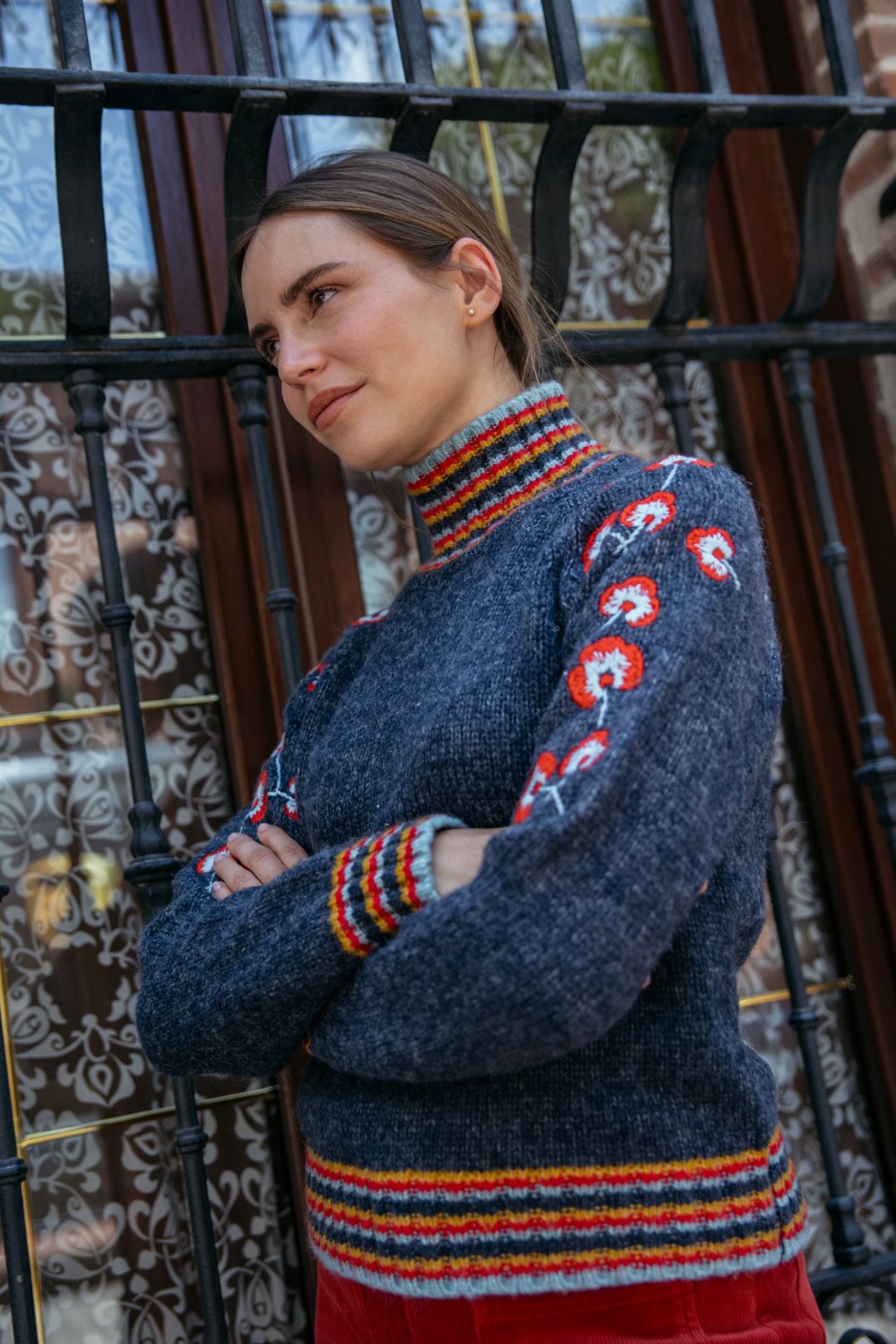 MDM Jersey cuello alto con bordados