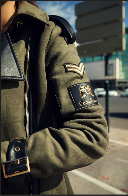 Camaleónica Abrigo Olivo