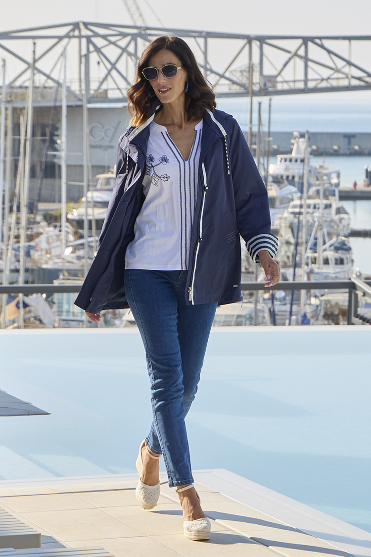 Parka Con Detalles Marineros