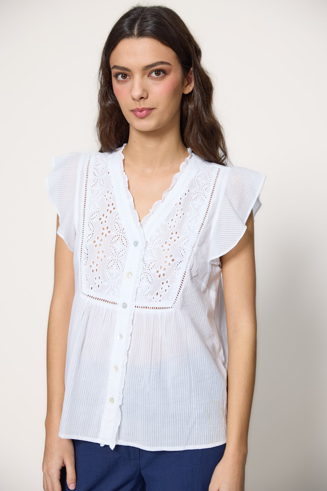 MdM Blusa bordada con volante