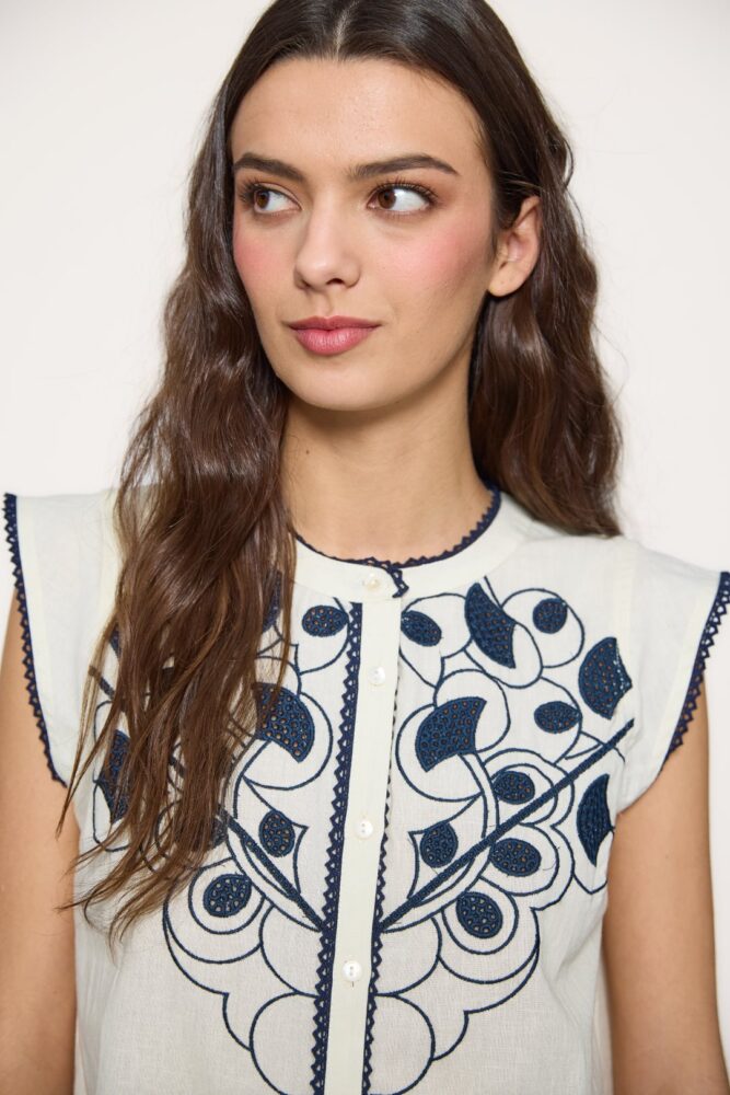 MdM Blusa Bordado Elegance